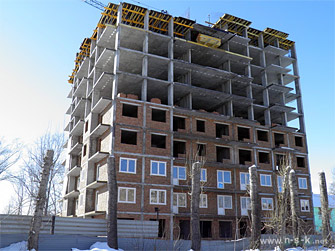 Оловозаводская 6/1, Сергиев пассаж