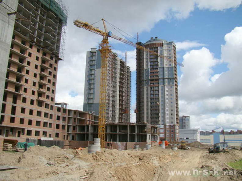 Фрунзе, 226, 228, 230 фото темпы строительства осень 2010