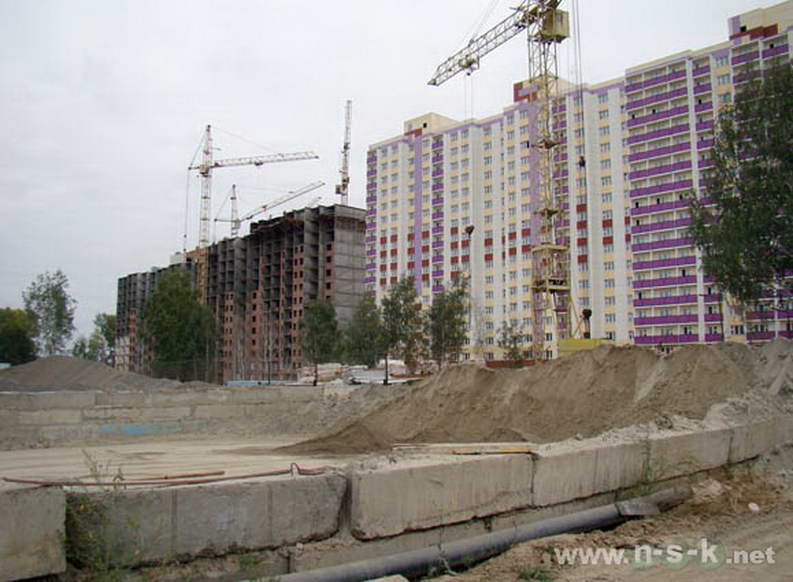 Одоевского, 1/7  фото темпы строительства осень 2010