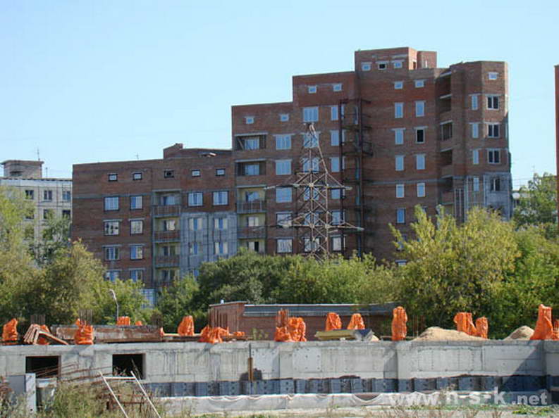 Титова, 200 фото темпы строительства осень 2010