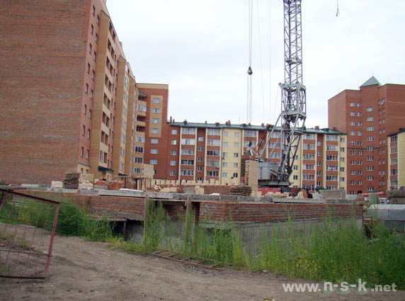 Макаренко, 52 фото темпы строительства осень 2010